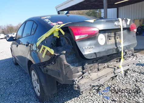 2017 Kia Forte Lx из США, поврежденный, VIN 3KPFK4A76HE103966